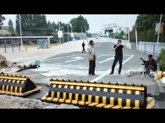 Κίτρινο και μαύρο αυτοκόλλητο σύστημα οδοφράγματος με προστασία από σκουριά και διπλή βαφή